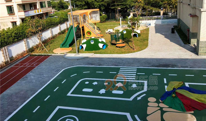 幼兒園操場(chǎng)